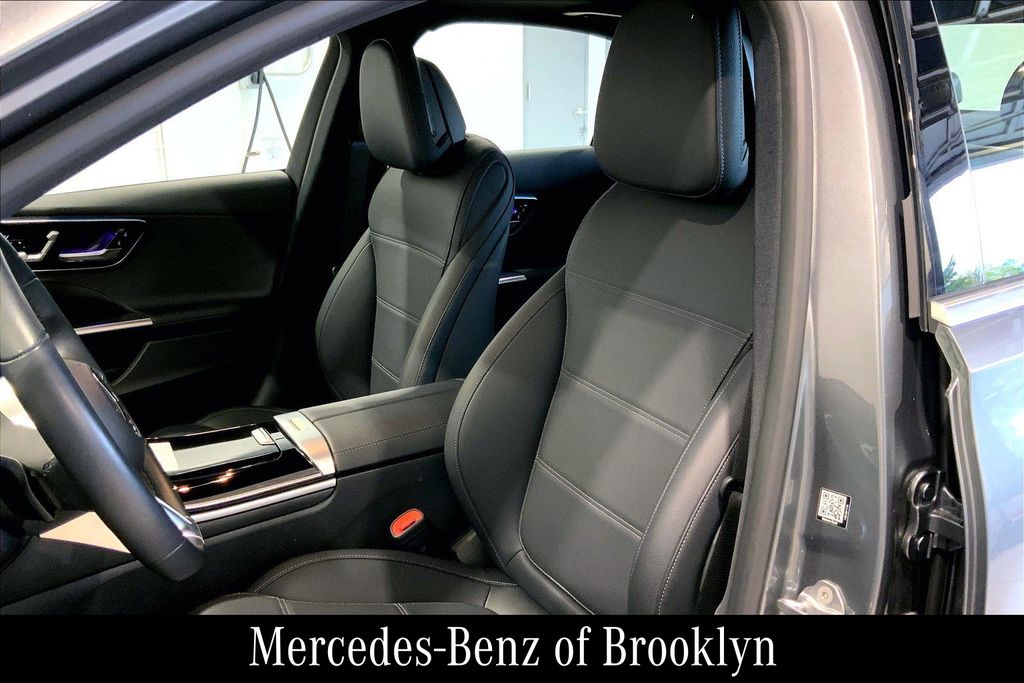 2023 Mercedes Benz C 300 4MATIC photo 7