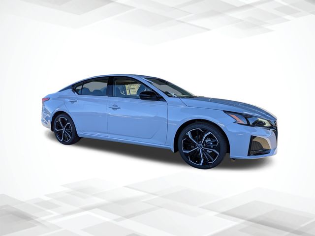 2025 Nissan Altima 2.5 SR photo 2