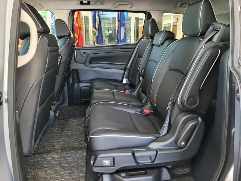 2026 Honda Odyssey Elite photo 7