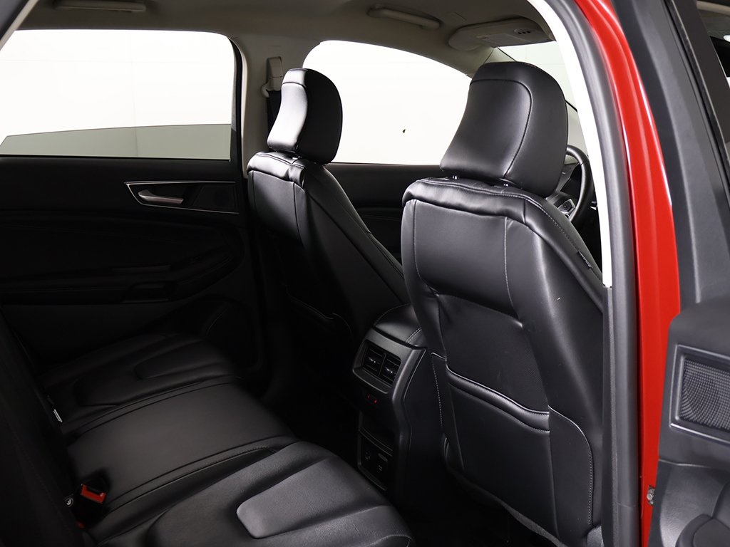 2022 Ford Edge Titanium photo 25