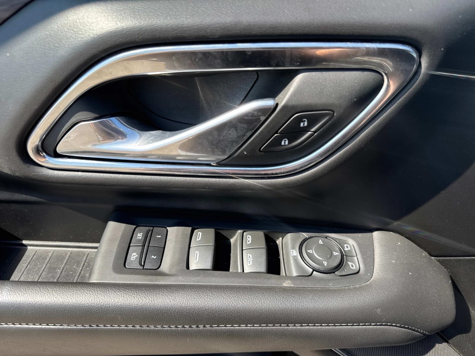 2023 Chevrolet Tahoe LT photo 17