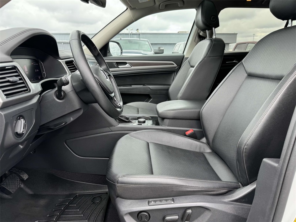 2019 Volkswagen Atlas V6 SEL photo 13