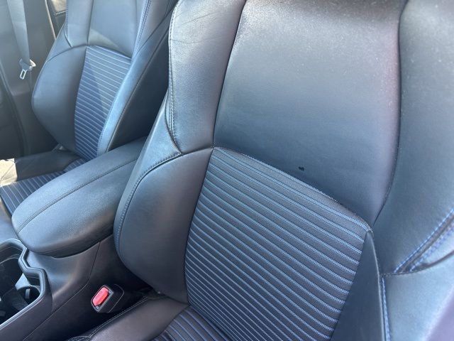 2020 Toyota RAV4 Hybrid XSE photo 14
