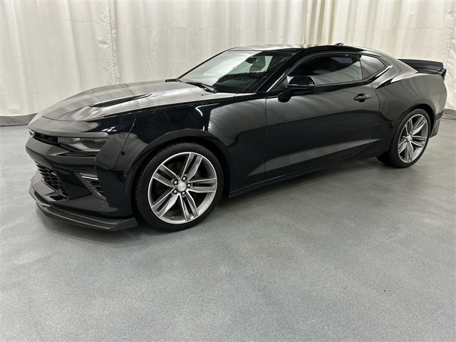 2017 Chevrolet Camaro 1SS photo 2