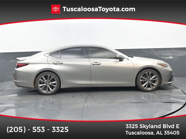 2019 Lexus ES F SPORT's photo