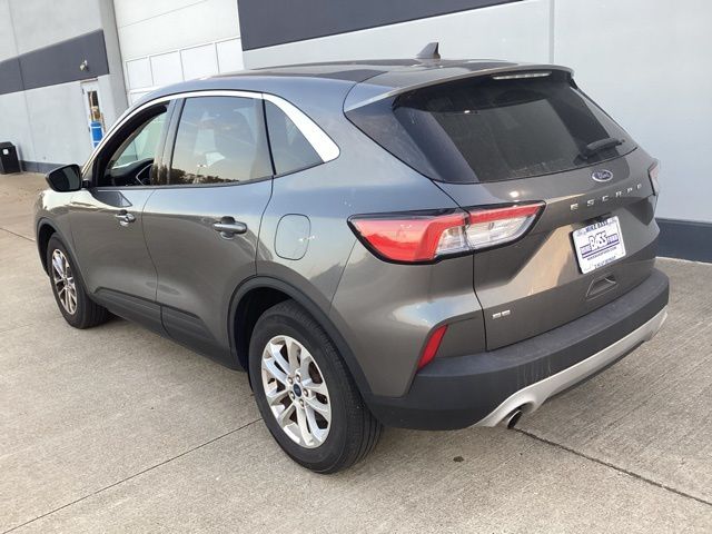 2022 Ford Escape SE photo 9