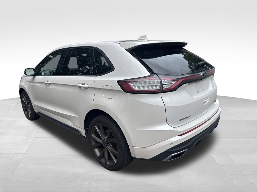 2015 Ford Edge Sport photo 2