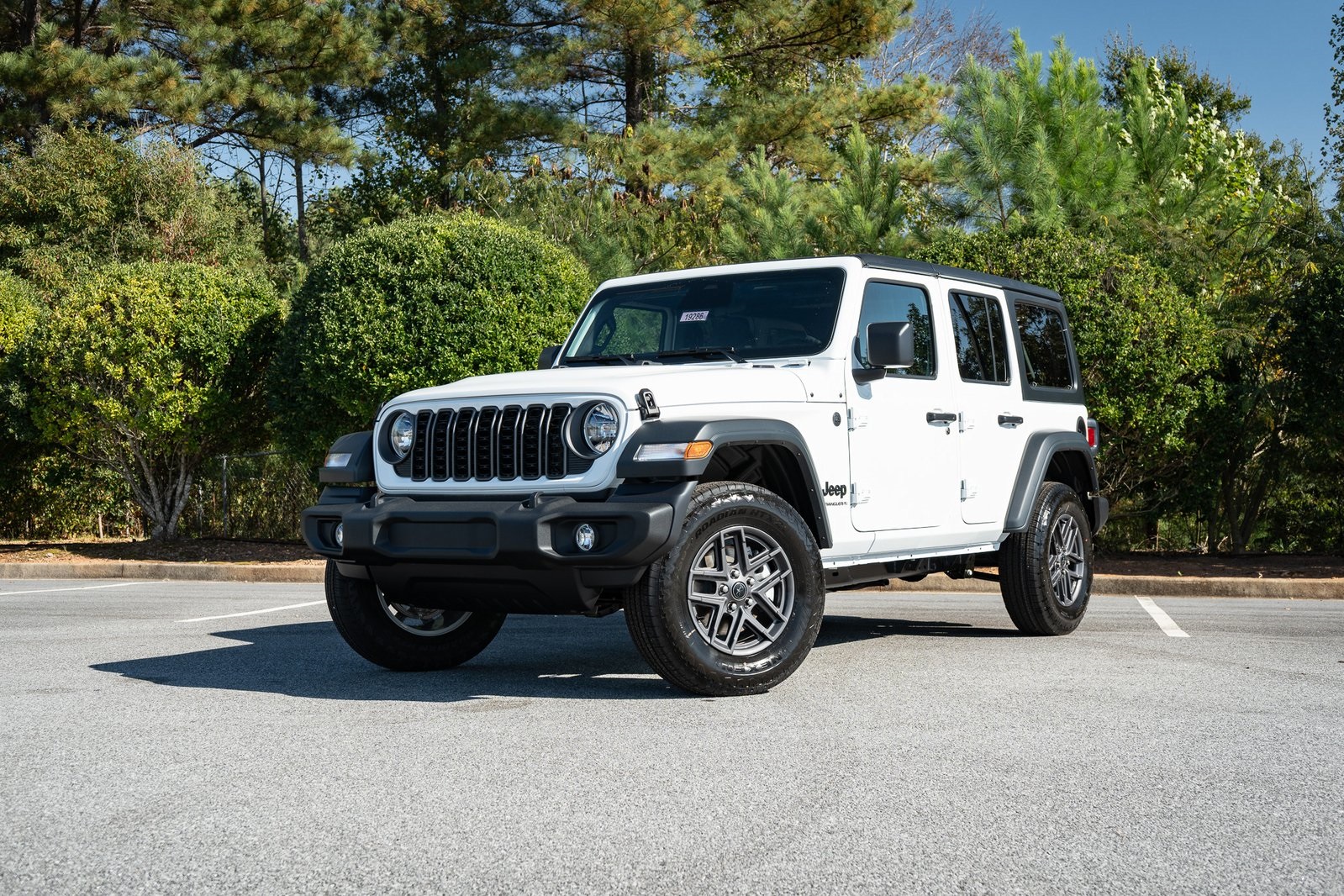 2026 Jeep Wrangler 4-Door Sport S's photo