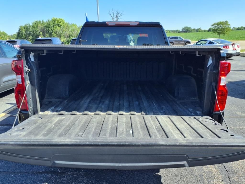 2019 Chevrolet Silverado 1500 LT photo 12