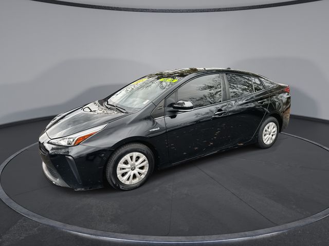 2021 Toyota Prius LE's photo