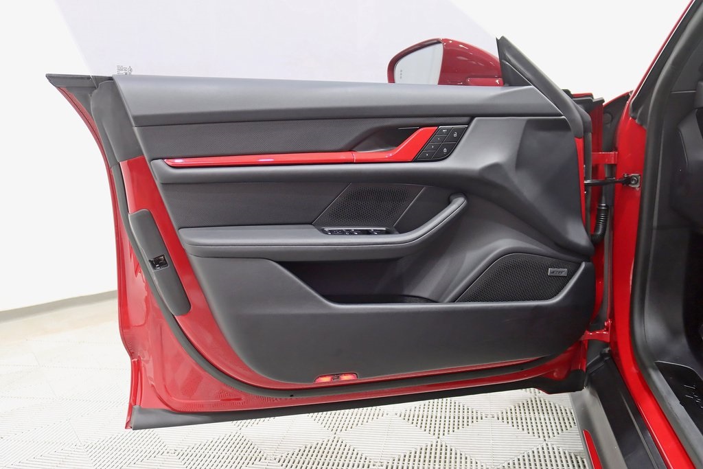 2023 Porsche Taycan 4S photo 30