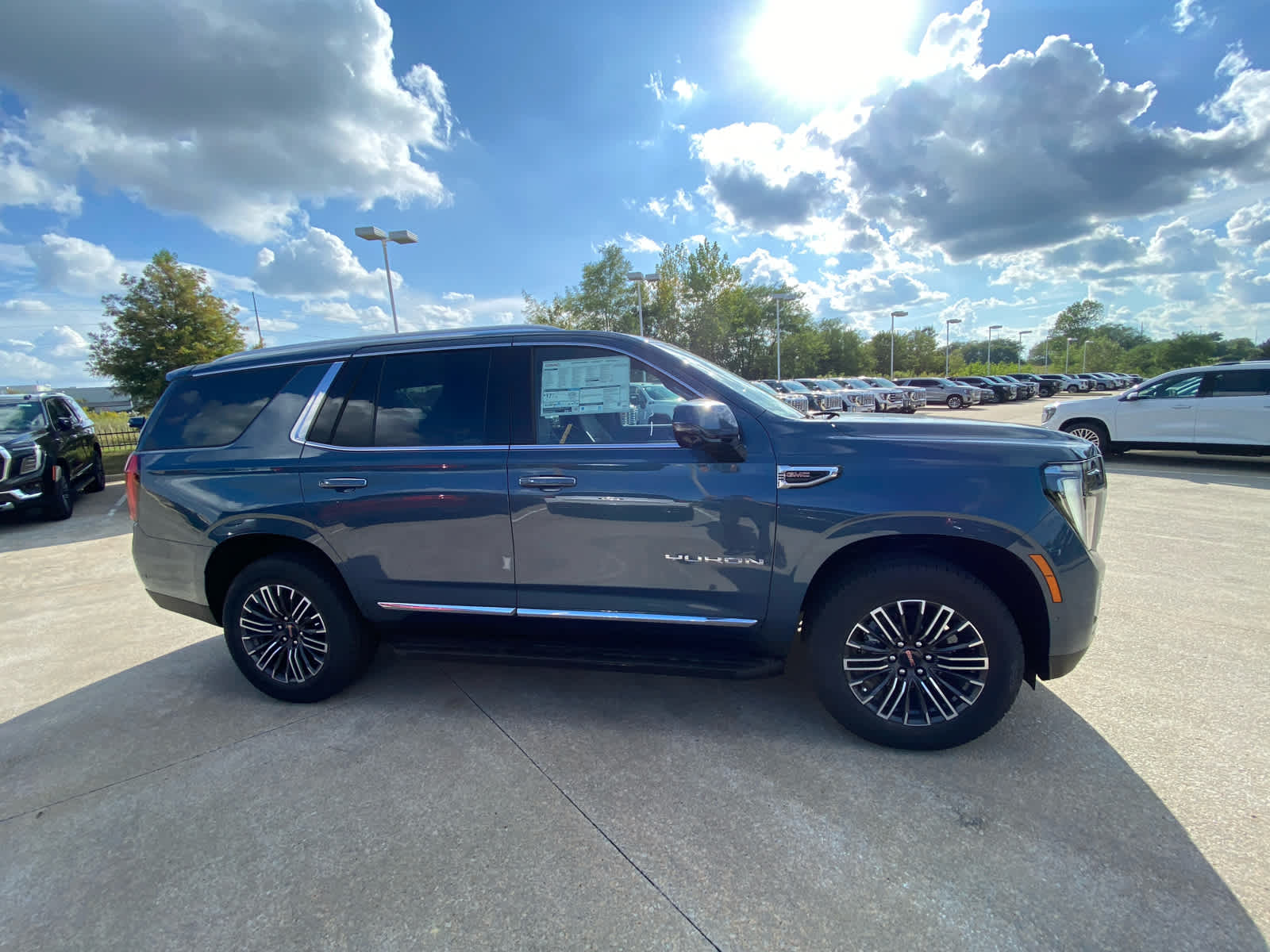 2026 Gmc Yukon photo 4