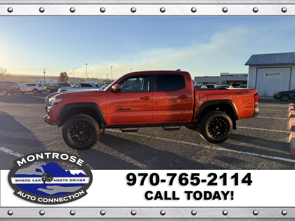 2017 Toyota Tacoma TRD Off-Road photo 4