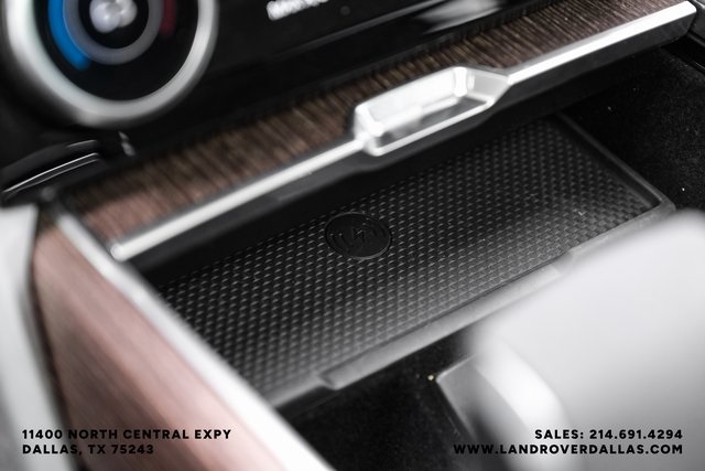 2023 Land Rover Range Rover SE photo 26