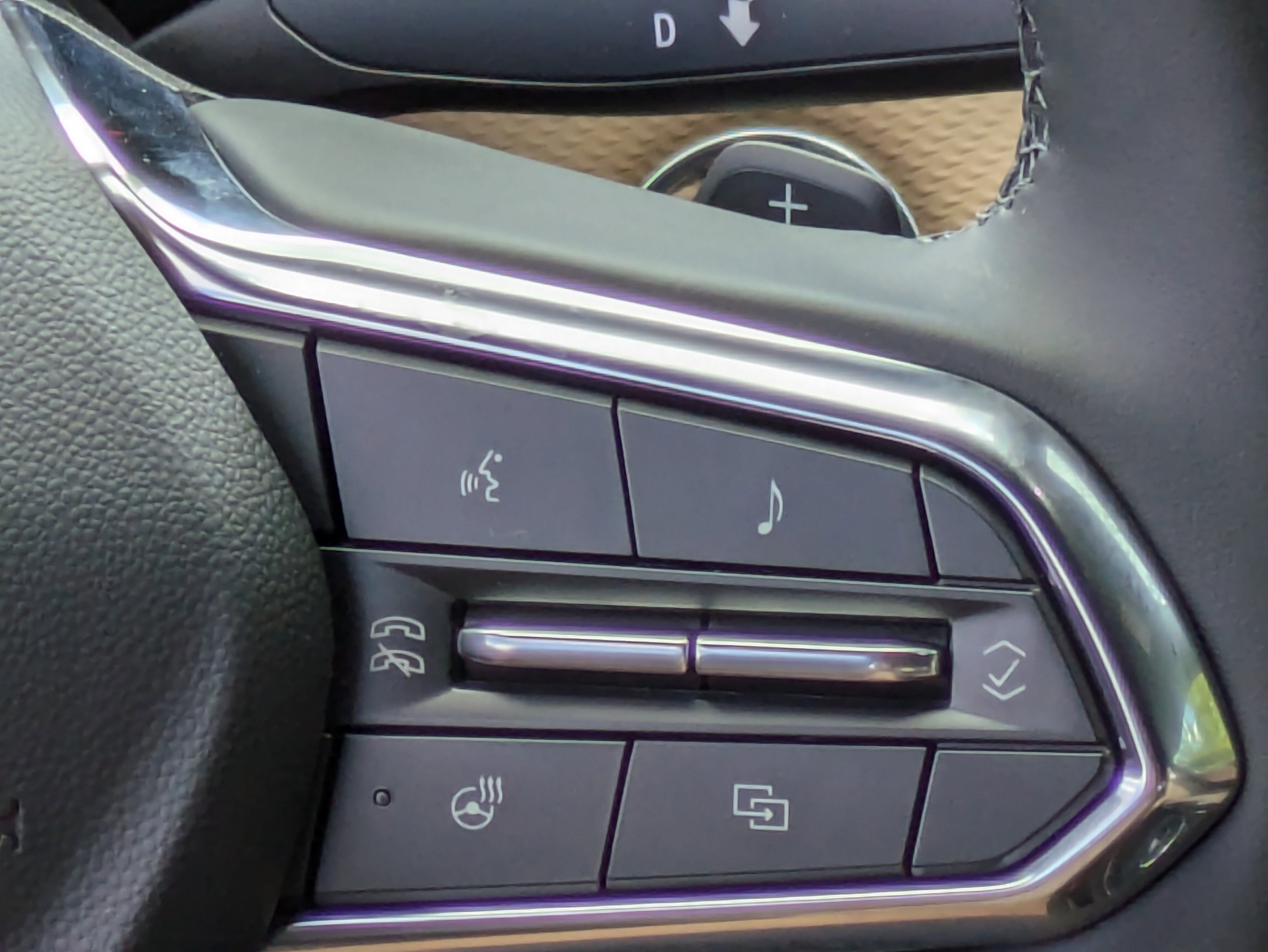 2026 Chevrolet Equinox ACTIV photo 3