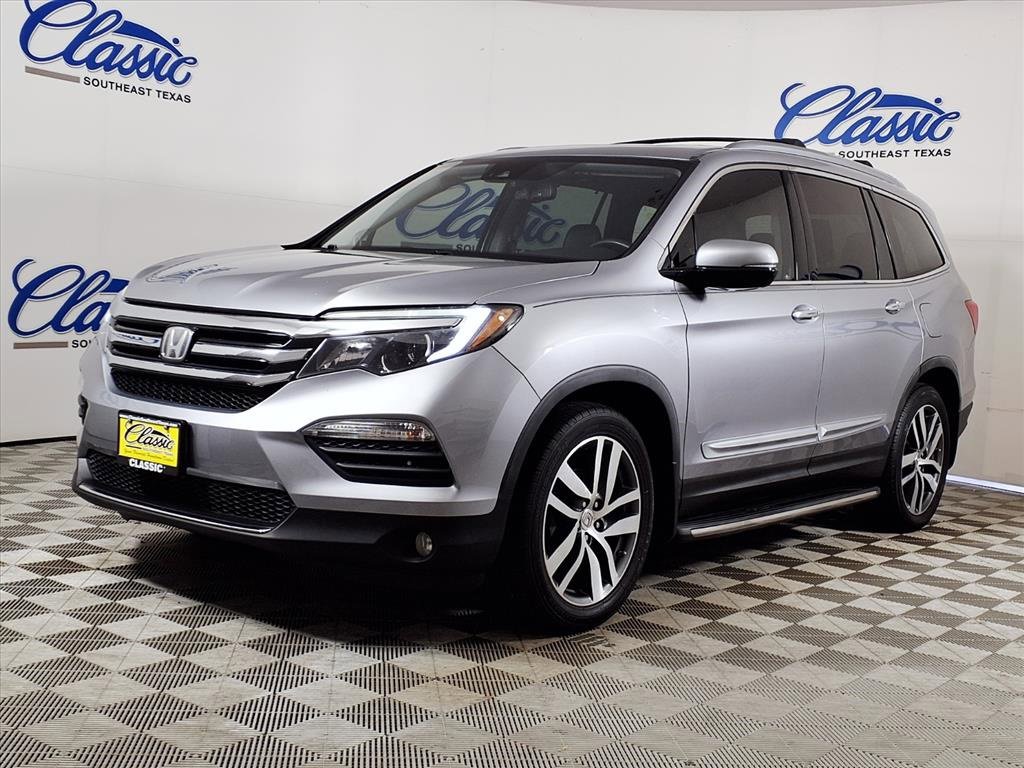 2016 Honda Pilot Elite photo 23