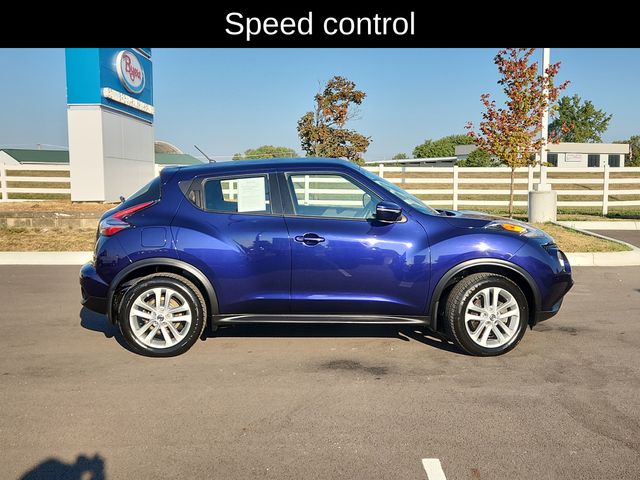 2016 Nissan Juke S photo 8