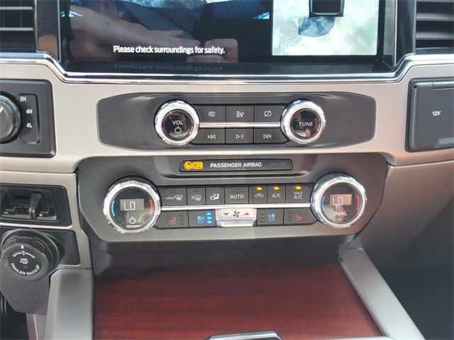 2022 Ford F-250 King Ranch photo 24