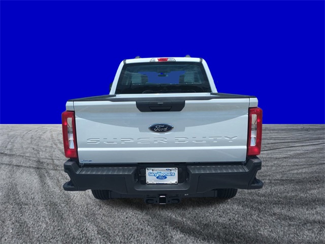 2025 Ford F-350 XL photo 5