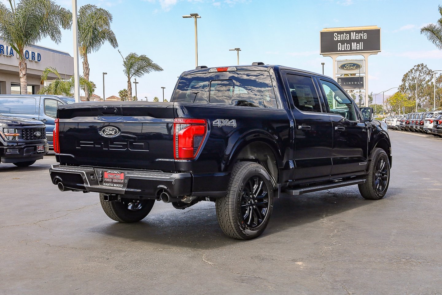 2025 Ford F-150 XLT photo 4