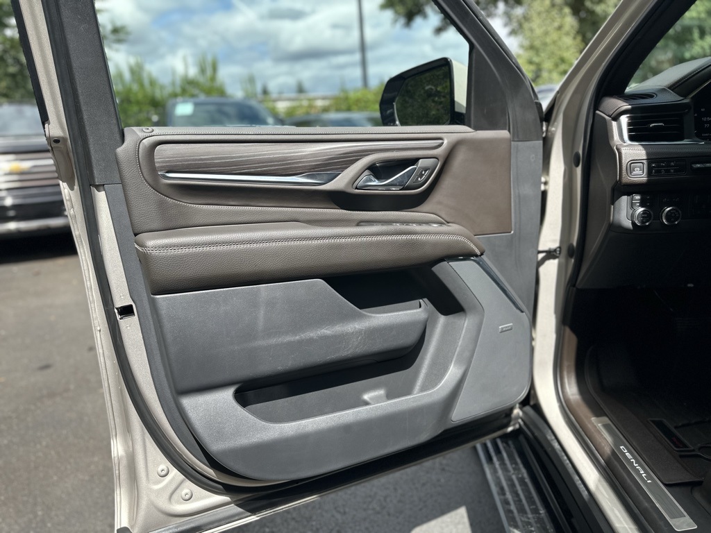 2023 Gmc Yukon Denali photo 10