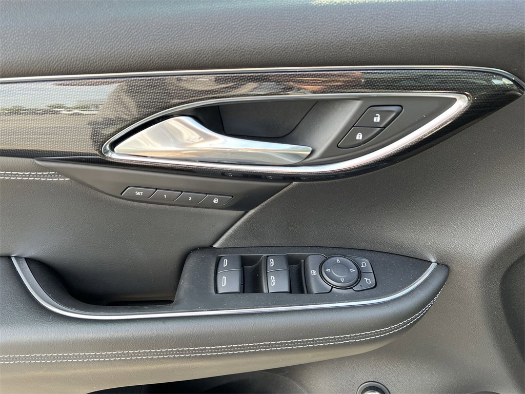 2021 Buick Envision Essence photo 20