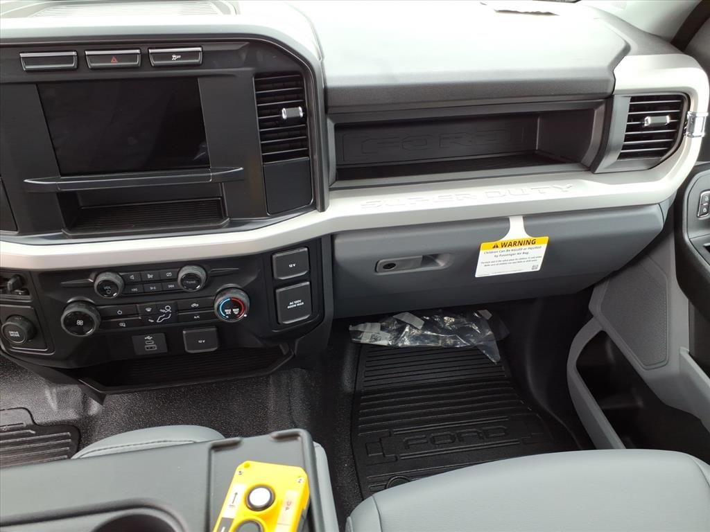 2024 FORD F-350 - Image 42