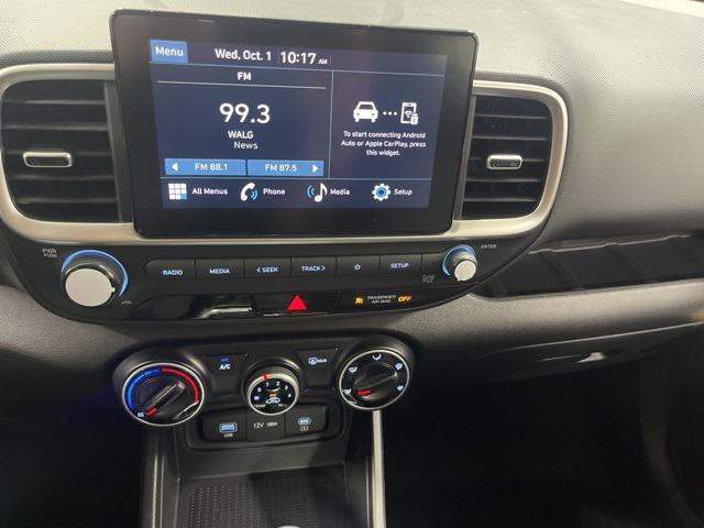 2026 Hyundai Venue SE photo 16