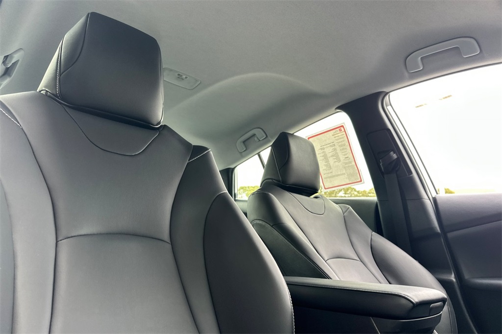 2020 Toyota Prius Prime XLE photo 17