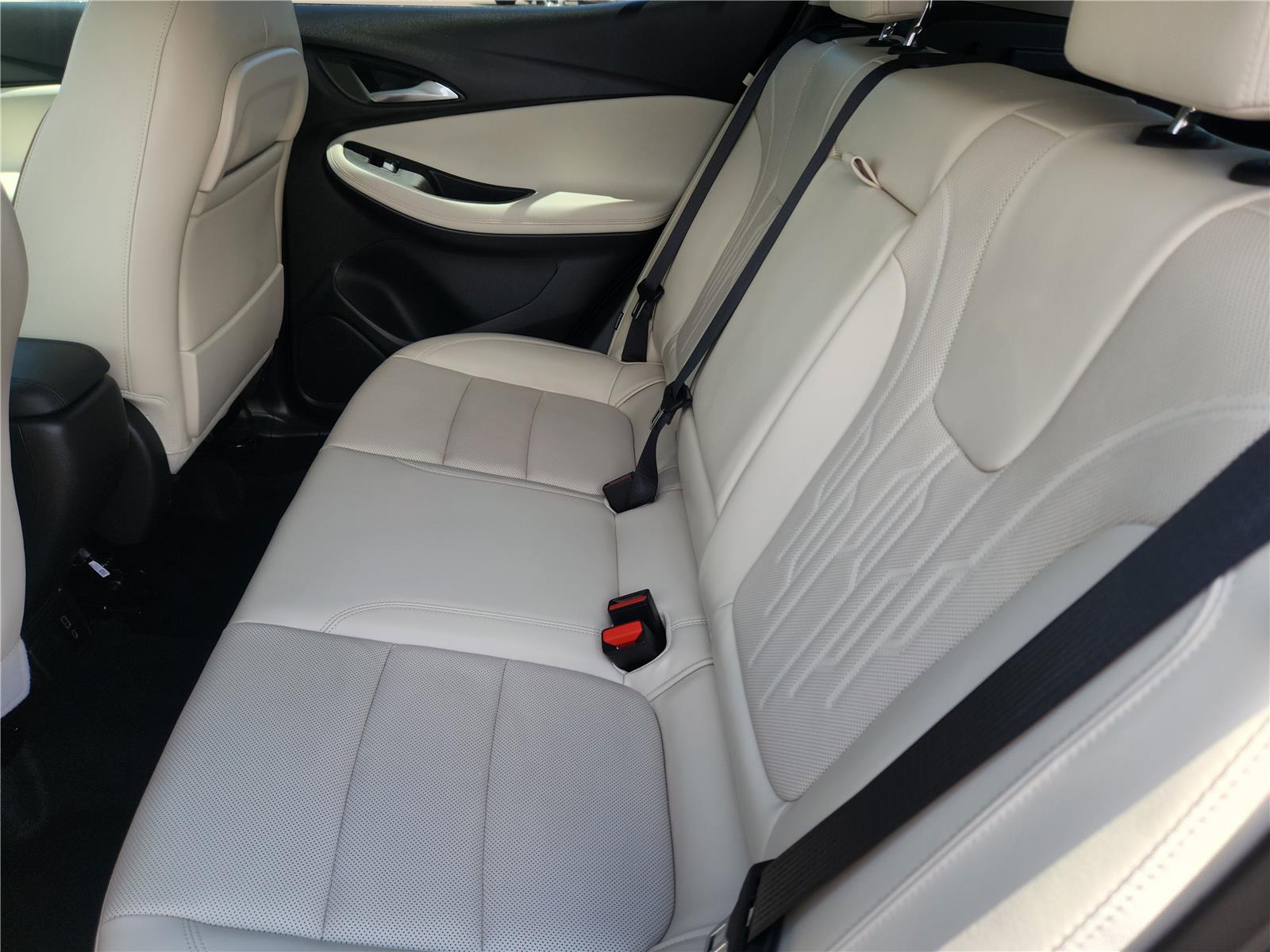 2024 Buick Encore GX Avenir photo 11