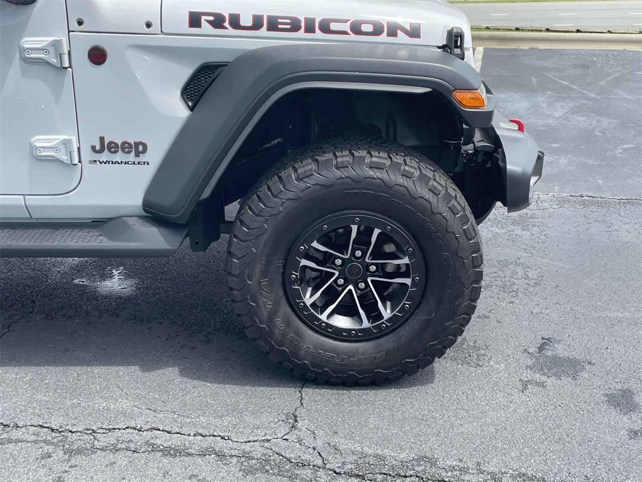2025 Jeep Wrangler Rubicon photo 29