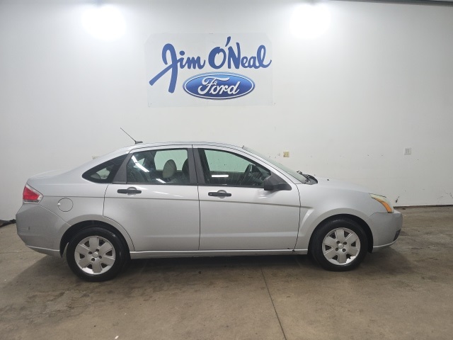 2009 Ford Focus S's photo