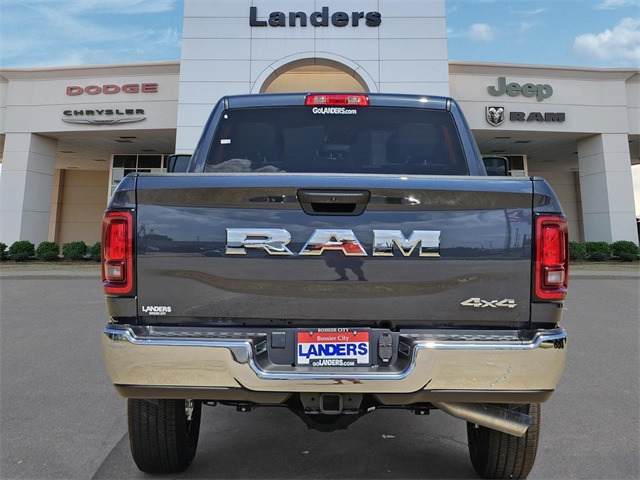 2025 Ram 2500 Tradesman photo 4