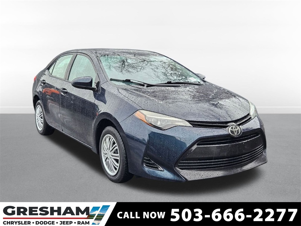 2018 Toyota Corolla LE's photo