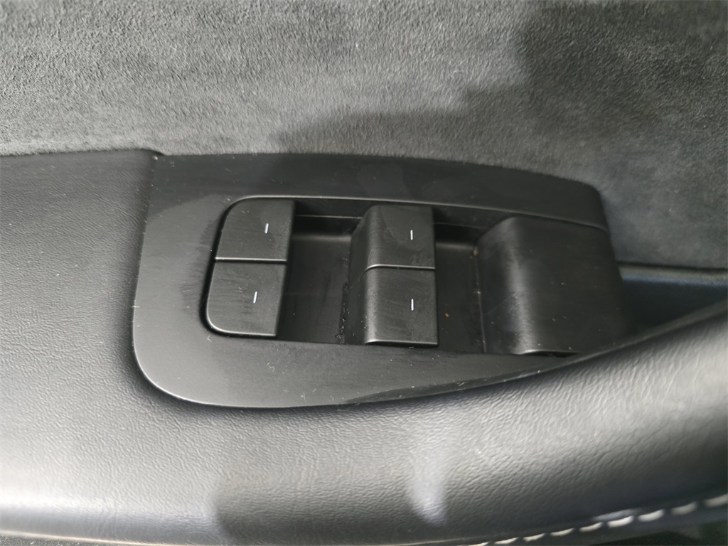 2023 Tesla Model 3 photo 26
