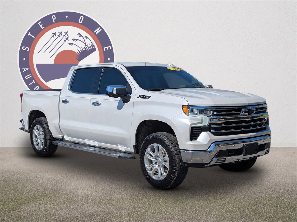 2022 Chevrolet Silverado 1500 LTZ photo 2