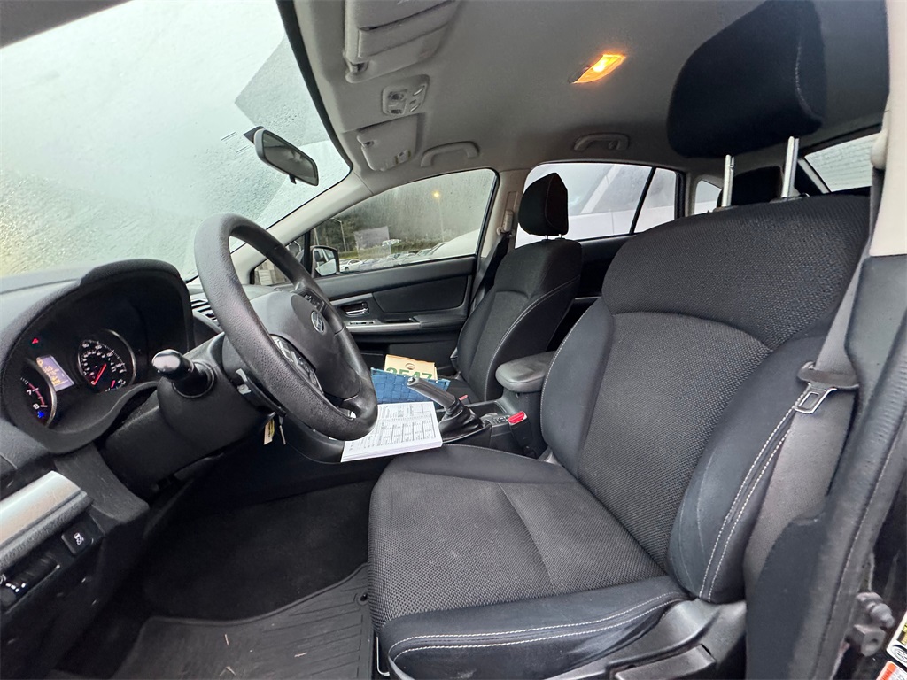 2015 Subaru Crosstrek 2.0i Premium photo 2