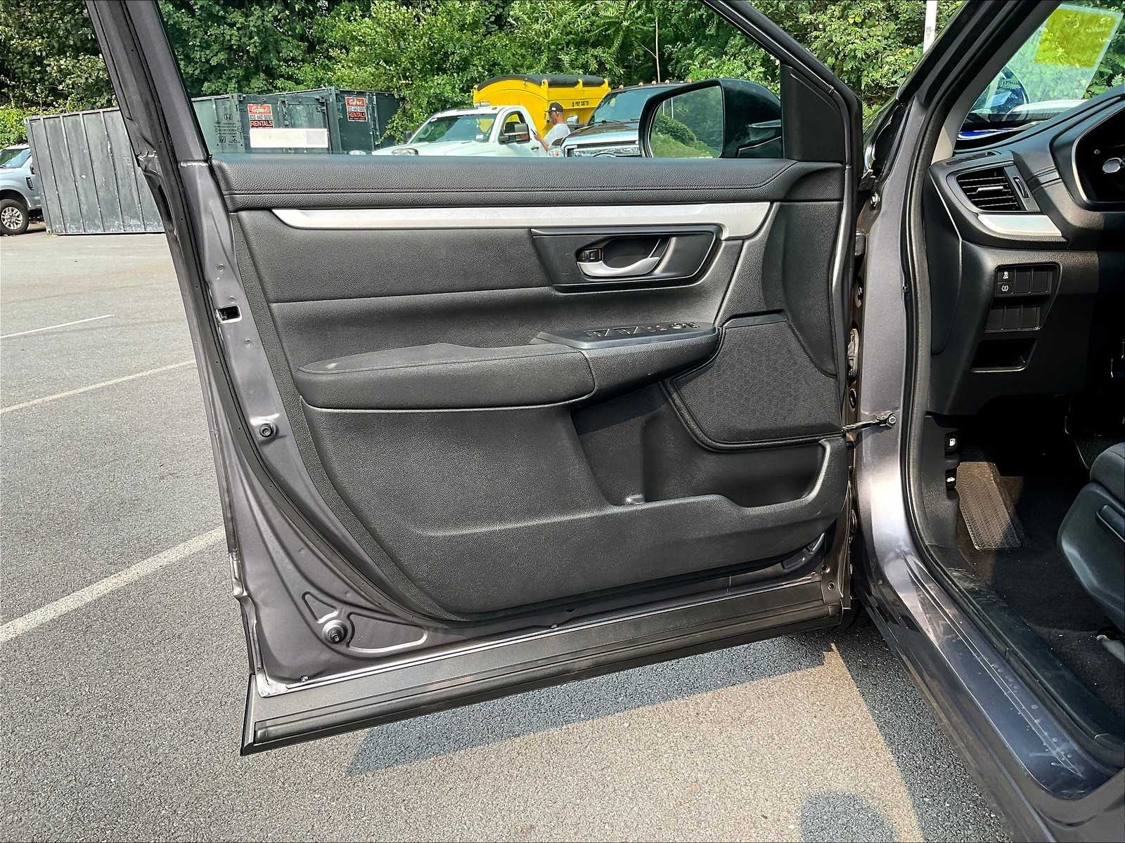 2018 Honda CR-V LX photo 9