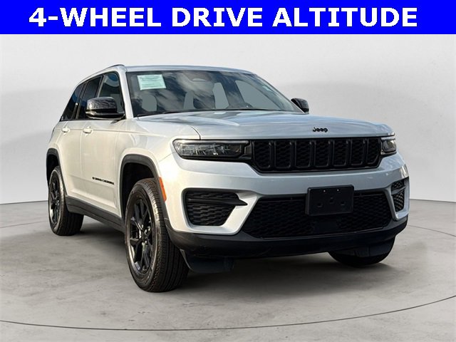 2024 Jeep Grand Cherokee Altitude