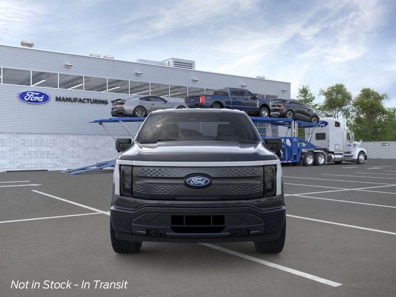 2025 Ford F-150 Lightning photo 2
