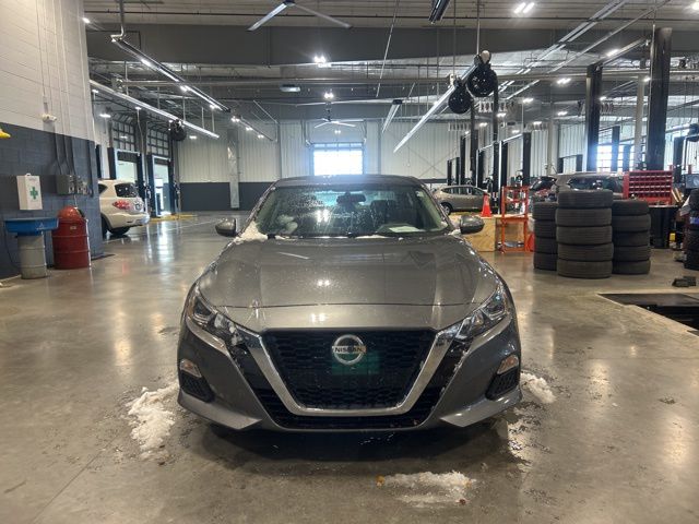 2019 Nissan Altima 2.5 S photo 2