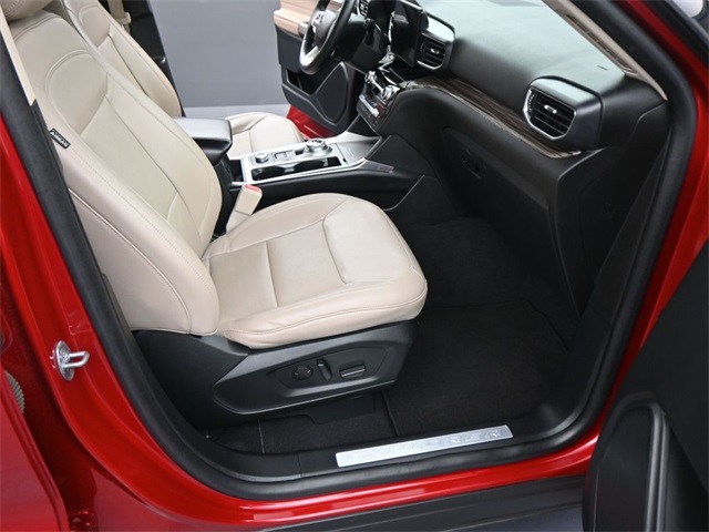 2023 Ford Explorer Limited photo 12