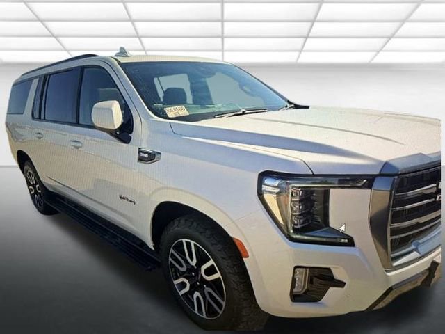 2023 GMC Yukon XL AT4's photo