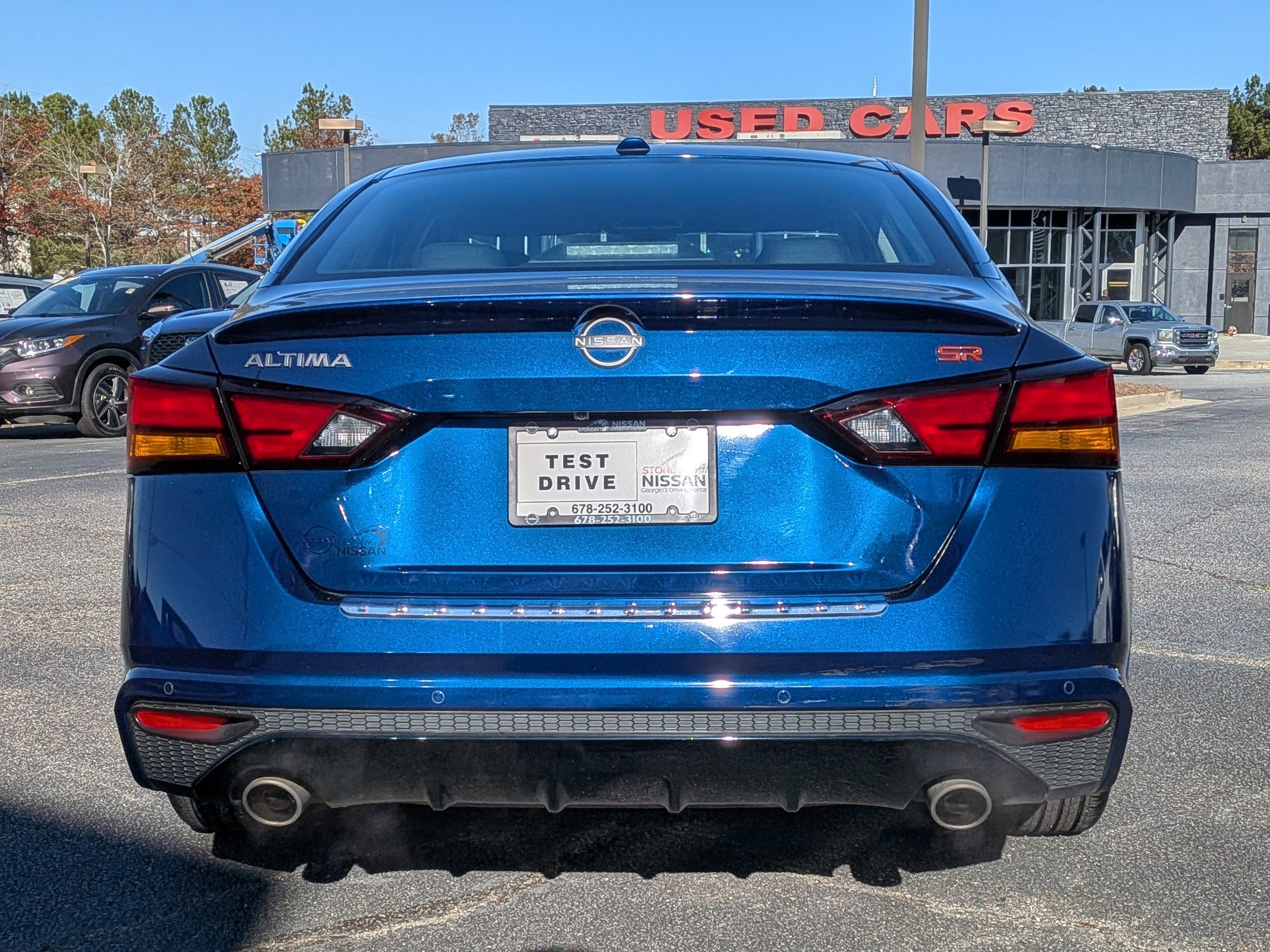 2023 Nissan Altima 2.5 SR photo 4