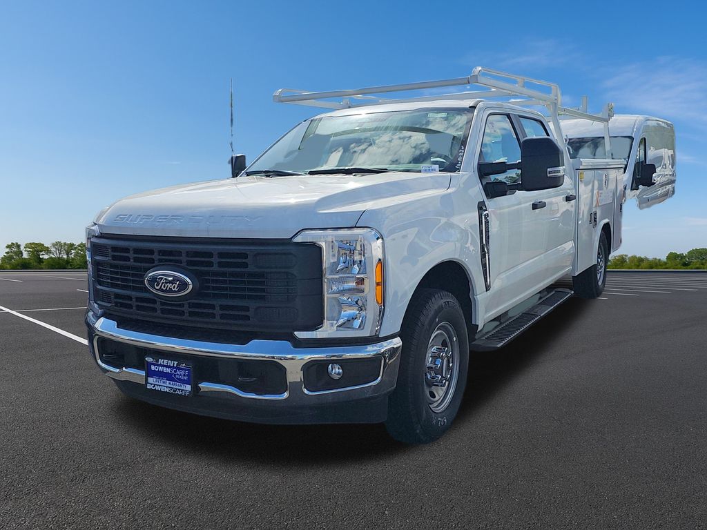 New 2023 Oxford White Ford Mechanical Body image 2