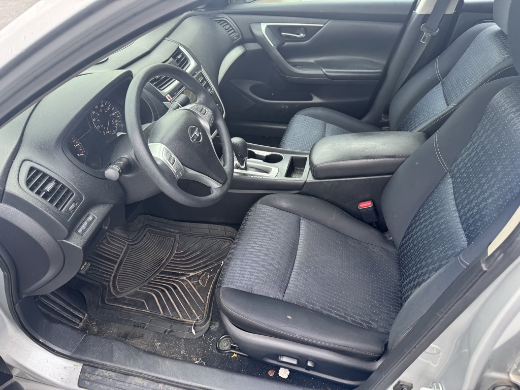 2016 Nissan Altima 2.5 S photo 31