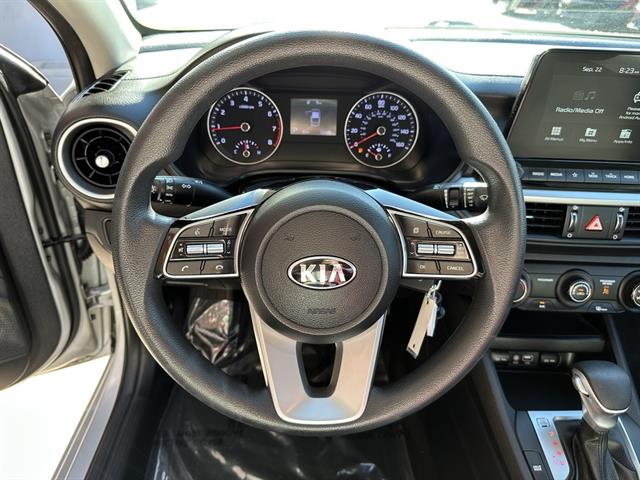 2021 Kia Forte LXS photo 13
