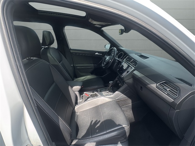 2021 Volkswagen Tiguan SE R-Line Black photo 15
