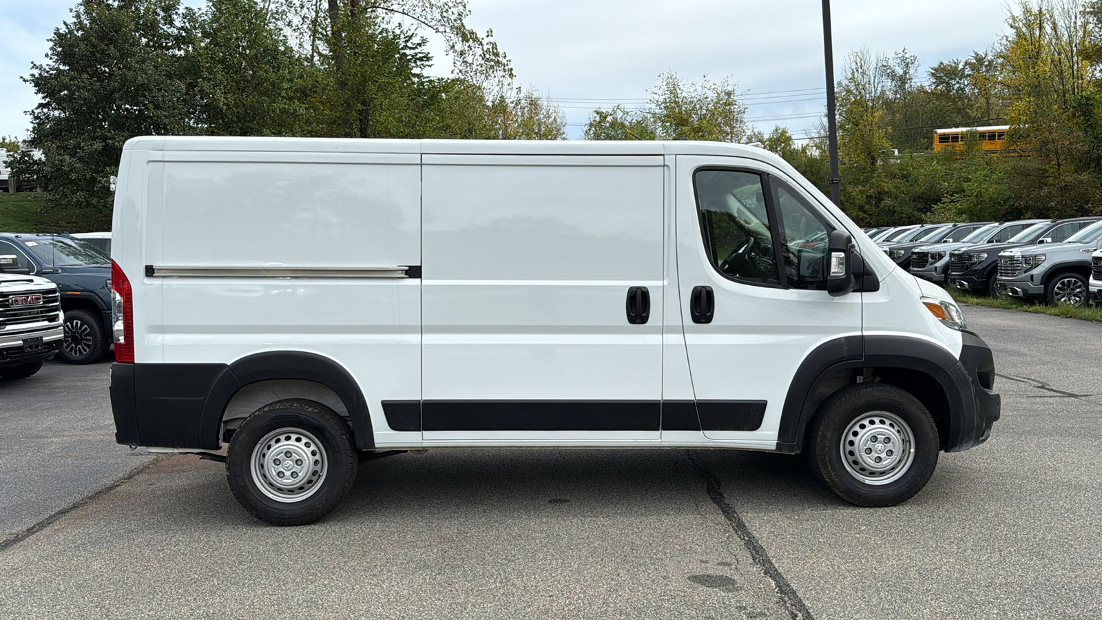 2025 Ram ProMaster 2500 photo 2