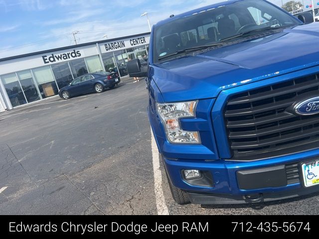 2017 Ford F-150 XLT photo 3